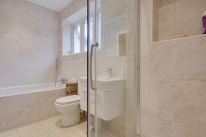 Family Bathroom- click for photo gallery